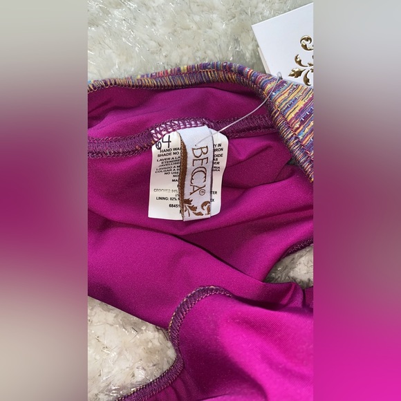 BECCA
Mosaic High-Leg Hipster Briefs - Picture 6 of 10